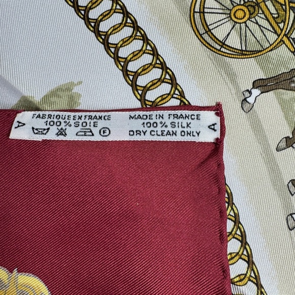 ERMES CARRÉ 90 LA PROMENADE DE LONGCHAMPS Silk Scarf - Picture 7 of 8